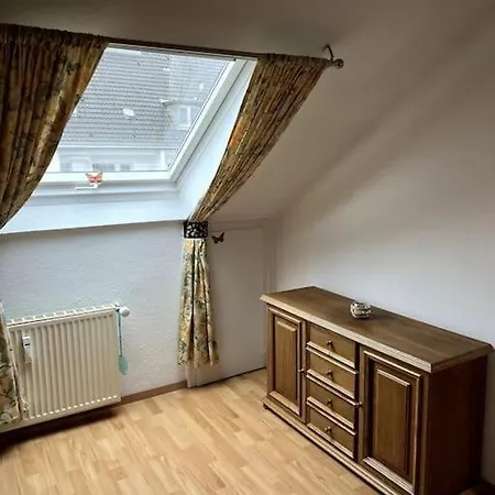 Zentrale, Charmante Dg-wohnung Appartamento